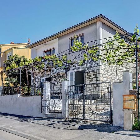 Apartman D Pula Exteriör bild