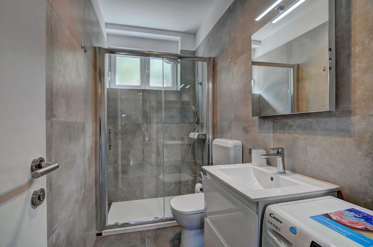 Apartman D Pula Exteriör bild