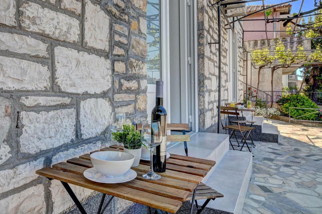 Apartman D Pula Exteriör bild