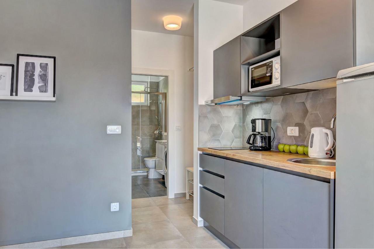 Apartman D Pula Exteriör bild